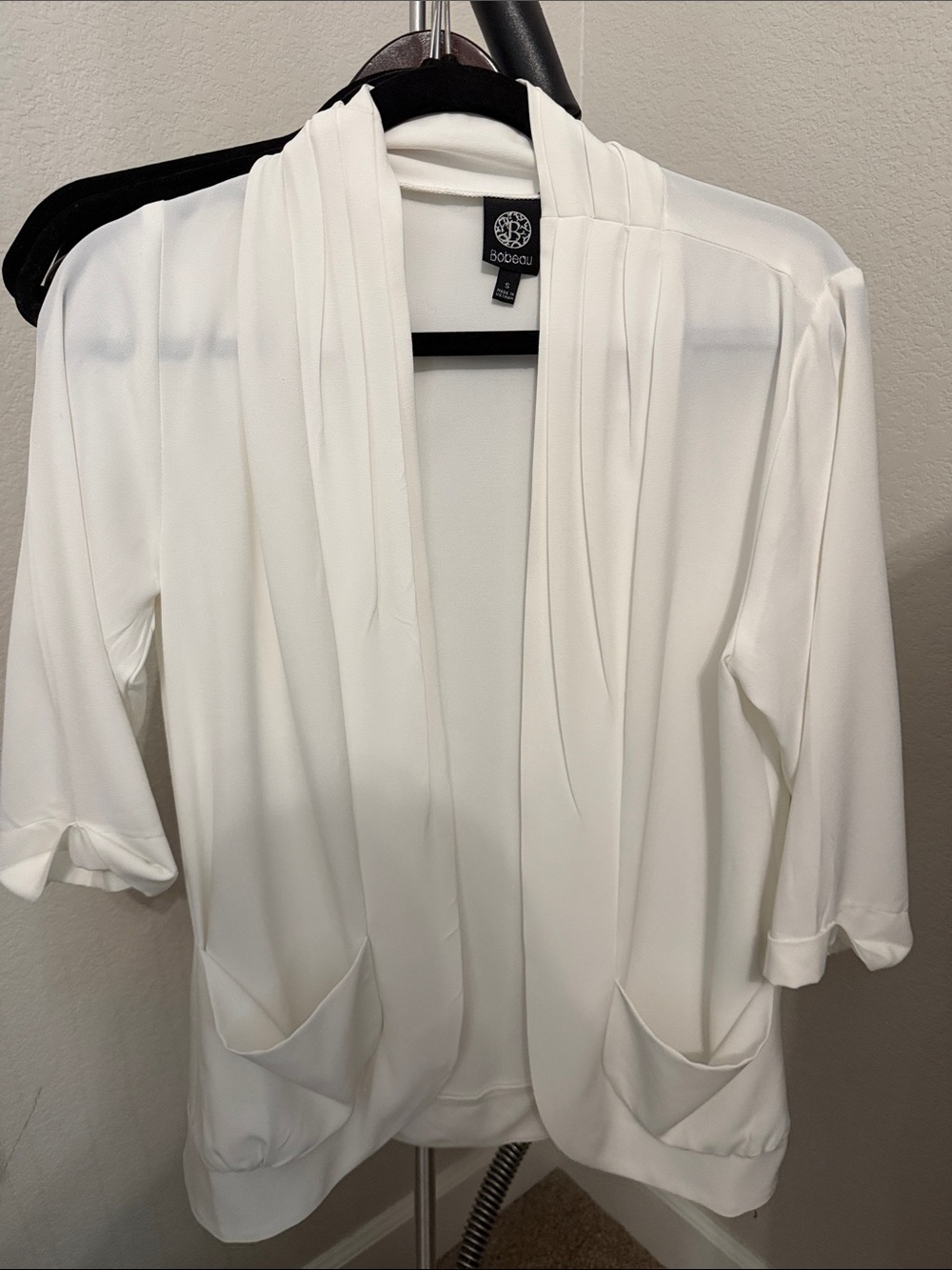 bobeau White Open-Front Draped Cardigan with Pockets